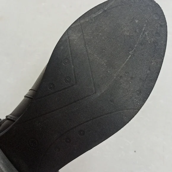 Long Shoes - Picture 6 of 10